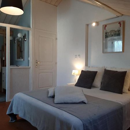 Appartements D'Hotes La Foulonnerie Mios Buitenkant foto